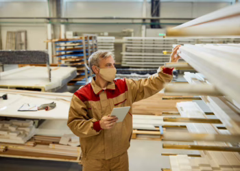 „Vilniaus baldai“ per pirmąjį ketvirtį uždirbo kone triskart mažiau nei tuo pačiu metu pernai