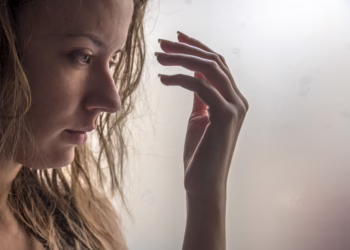 Psichologė apie prostitucijoje išnaudojamų žmonių kančią: „Jos sakydavo: esu šiukšlė. Esu niekas“