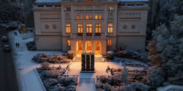 Kaip atrodys naujasis Antano Smetonos paminklas? Pristatytos penkios idėjos