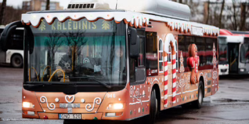 Į Vilniaus gatves penktadienį išvažiuos įspūdingas Kalėdinis autobusas