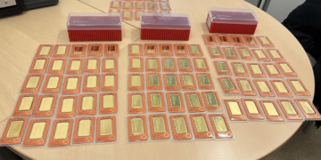 8 kg aukso ir virš milijono eurų – krūva įtariamųjų Žemės ūkio ministerijoje