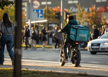 Valotka apie lietuvių kalbos reikalavimą dirbantiems užsieniečiams: taikysime pusmetį tolerancijos