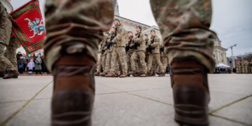 Lietuvos kariuomenėje tarnybą pradeda beveik pusė tūkstančio jaunuolių