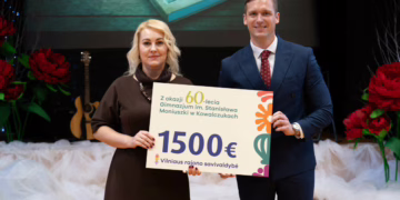 Kalvelių Stanislavo Moniuškos gimnazijai – jau 60 metų