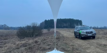 Perimti dar 5 balionai su kontrabanda, sulaikytas vienas asmuo