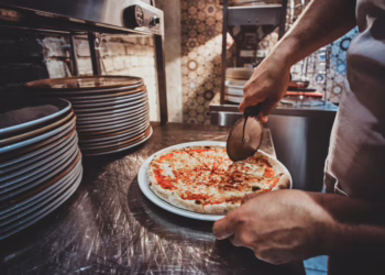 Apiplėšta Pilaitės picerija – dingo 4 240 eurų