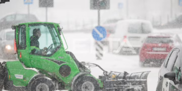 Karo prievolei pašaukti virs 42 tūkst. jaunuolių
