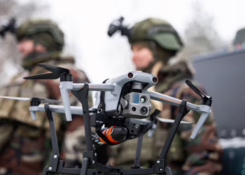 Vokietija už šimtus milijonų eurų pirks dronų, skirtų brigadai Lietuvoje