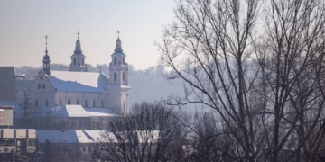 Savaitės pabaigoje sniegą keis lietus, o šaltį – šiluma