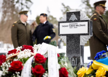 Pašventintas Ukrainoje žuvusio kario Tumo paminklas