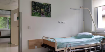 Vilkpėdės ligoninėje – naujos modernios patalpos žmonių priežiūrai