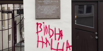 Vilniuje atsirado provokuojantis užrašas baltarusių kalba