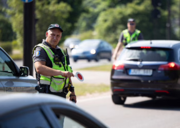 Kovo reiduose policija prižiūrės pėsčiųjų su atšvaitais situaciją