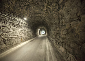 Vilniaus rajone istorikai atrado senovinį požeminį tunelį, vedantį iki pat Lenkijos
