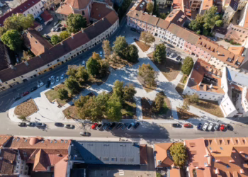Šeštadienį oficialiai su muzika atidaromas Lazdynų Pelėdos skveras