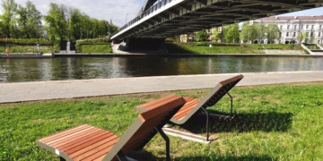 Atšilus orams kviečia atnaujintos Neries pakrantės