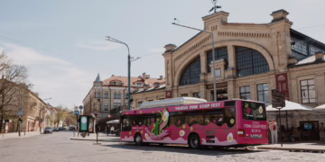 Šaltibarščių festivalio autobusas.Go Vilnius nuotr.