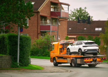 Vilniuje  paskelbtas priverstinai nuvežtinų neeksploatuojamų transporto priemonių sąrašas