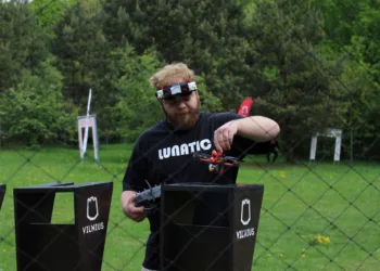 Savaitgalį Vingio parke – didžiausios dronų varžybos Lietuvoje su pramogomis visai šeimai